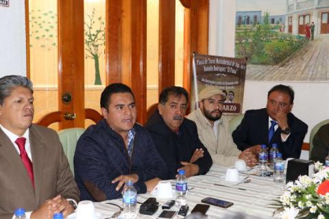 Presentan cartel taurino para la Feria de Apizaco 2017 imagen 3