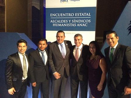 Asiste Katy Valenzuela al encuentro de alcaldes en Puebla imagen 2