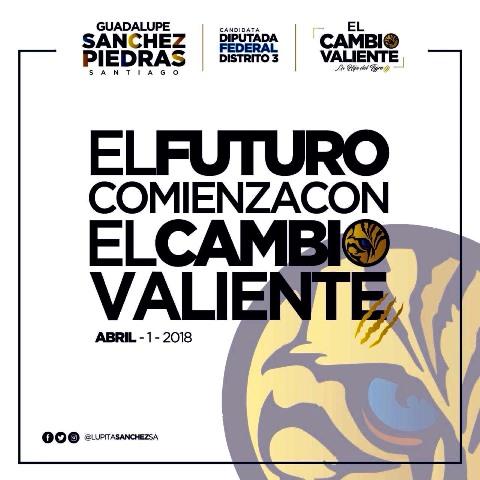 A sus 66 años La Pintita se sigue colgando de su papá