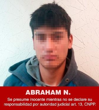 Lo atrapan luego de robar teléfono celular a una persona