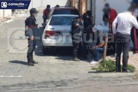 Hampones se burlan de autoridades y roban 300 mil pesos frente a CERESO