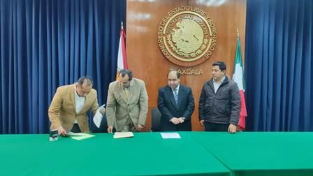 Entrega TET iniciativa de reforma a la Ley Electoral de Tlaxcala