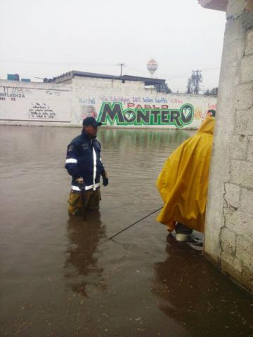 Protección Civil municipal atiende emergencia por lluvias imagen 2