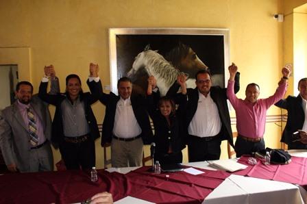 Llama Lorena Cuéllar a defender el voto en comicios