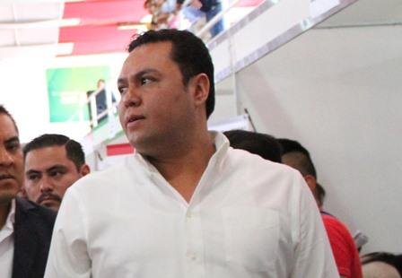 La capacitación puerta para mejores salarios: Luis Vargas