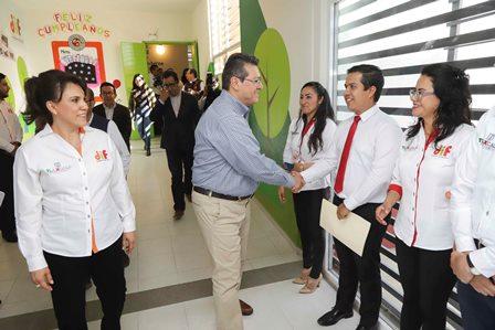 Reinauguran Mena y Chávez Centro de Asistencia Social del DIF imagen 2
