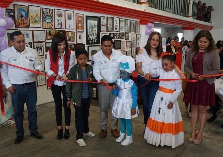Inauguran galería itinerante en Tequexquitla imagen 4