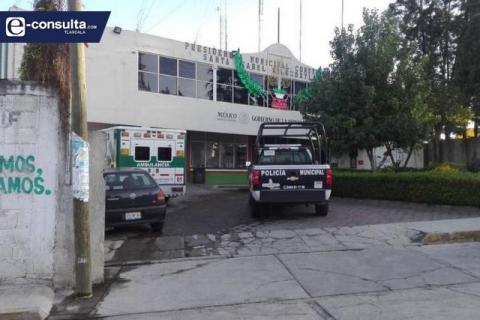 Además de mantenidos, tres regidores de Xiloxoxtla piden aguinaldo y prestaciones