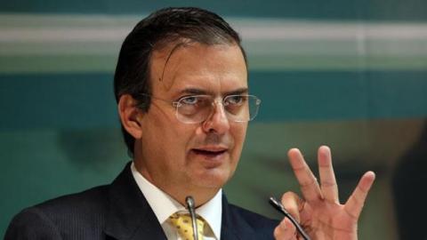Amplia el SAT cerco contra la familia Ebrard