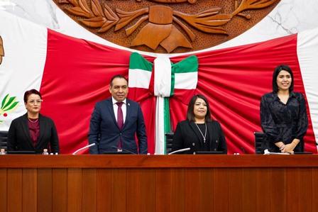 Maribel León Cruz queda al frente de la Comisión Permanece del Legislativo