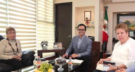 Buscan mejorar procesos educativos en el nivel superior