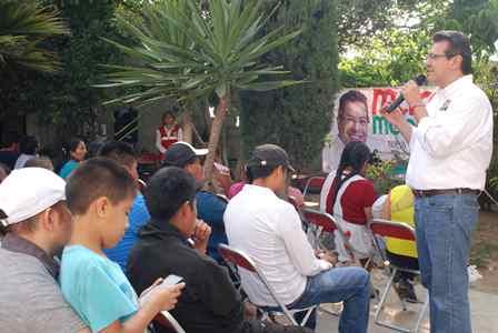 Plantea Marco Mena impulsar sociedad con mayor igualdad