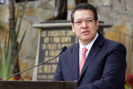 Marco Mena respalda postura del Gobierno de México ante Trump