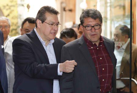 Gobernador se reúne con Monreal, presidente del Senado
