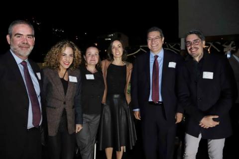 Para Mena las becas son una innovadora estrategia en educación