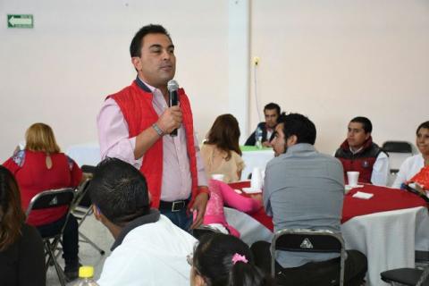 Respaldan estructuras panistas a Mariano González en el distrito 1