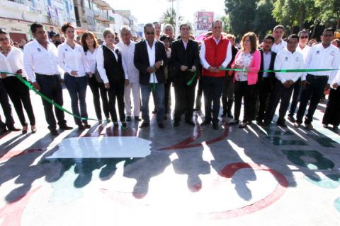 Inauguran en Apizaco rehabilitación de la Maquinita y la Avenida 16 de Septiembre imagen 1
