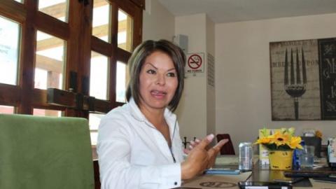 Logra PAN y PRD premio de consolación con senaduría para Mine