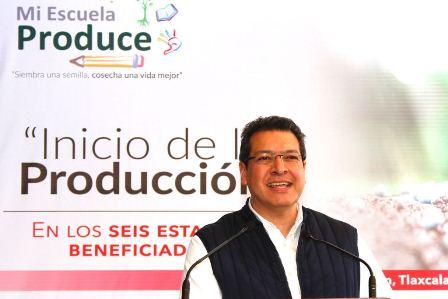 Buscan que niños tengan interés por trabajar el campo