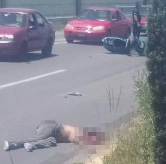 Trágica muerte encuentra mujer al ser embestida por un tráiler