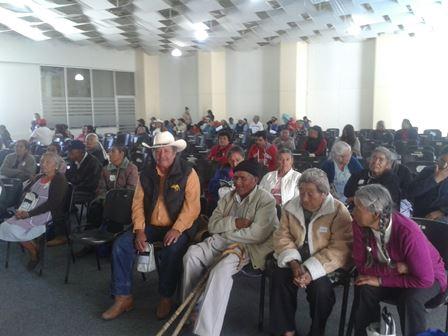 Entrega Martha Palafox 150 aparatos auditivos en Tlaxcala imagen 1