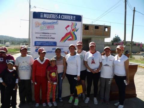 Emotiva carrera por el Día Internacional de la Mujer en Tlaxco imagen 1