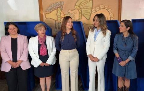 Mujeres se organizan y delinean agenda frente a rezagos en atención de género