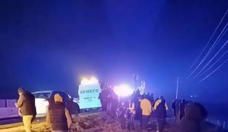 Muere tras volcar su Mustang sobre carretera México-Veracruz
