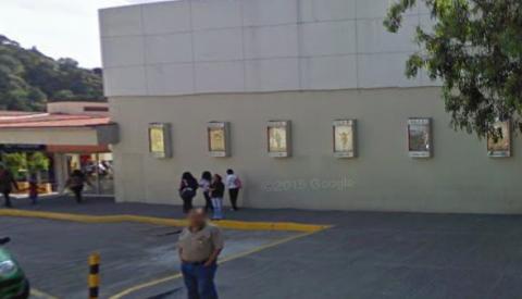 Asalto de película, la policía también de película