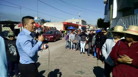 Pobladores del distrito XIII reconocen labor de Adrián Xochitemo