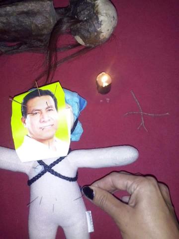 Le hacen brujería vudú a alcalde de Chiautempan