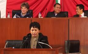Se sospecha que tiene otros intereses el secretario parlamentario