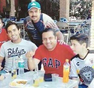 Novio la deja en campaña sindical mientras se va de vacaciones