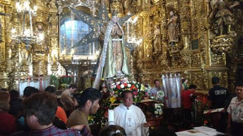 Tlaxcala capital está de fiesta con la “bajada de la Virgen de Ocotlán”