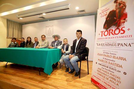 Presentan novillada para la feria de Contla