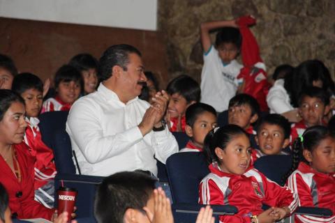 DIF Estatal lleva obra de teatro "No tocar" a Zacatelco imagen 1
