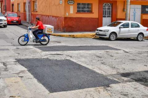 Arranca programa de bacheo en Huamantla imagen 2