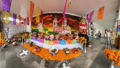 Realiza Xicohtzinco monumental ofrenda en honor a fallecidos por COVID-19