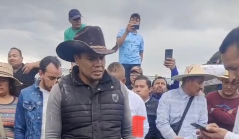 Otra vez, pobladores de Atlahapa se manifiestan por la carencia de agua potable