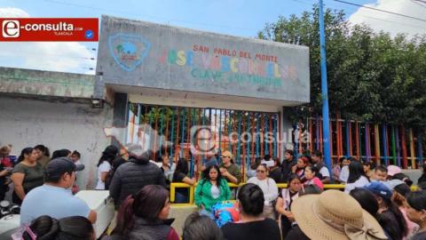 Revienta conflicto en contra de directora de preescolar, urge que se vaya, dicen papás en SPM