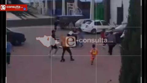 Se agarran a golpes huehues; se desconoce el motivo de la agresión