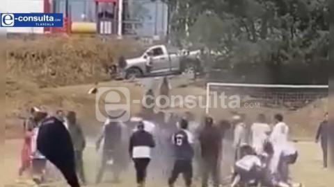 Se arma el tiro en pleno partido de fútbol, en Contla
