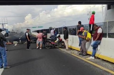 Fracasa SEGOB y dejará que vecinos de Atlahapa sigan bloqueando vialidades