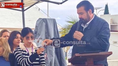 Una unidad que llega para ayudar donde más se necesita”: DIF de Tzompantepec recibe camioneta