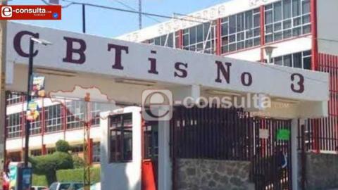 Hacen “bisne” en el CBTis No 3: Padres denuncian cobros excesivos por debajo de la mesa