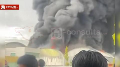 Incendio en empresa de Ciudad Industrial Xicohténcatl III; evacuan a decenas de obreros