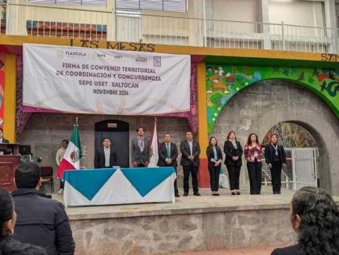 Ayuntamiento de Xaltocan firma convenio con la SEPE-USET para fortalecer la educación en el municipio