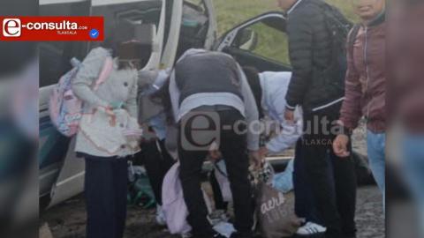 Recuperan en Tocatlán camioneta Flecha Azul tras violento asalto en carretera Apizaco–Huamantla