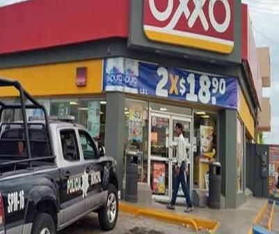Por segundo día consecutivo atracan el OXXO de Teolocholco