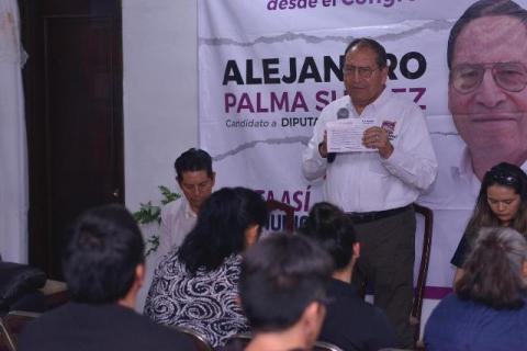 Alejandro Palma, candidato a diputado por el PAC recibe respaldo de colonos